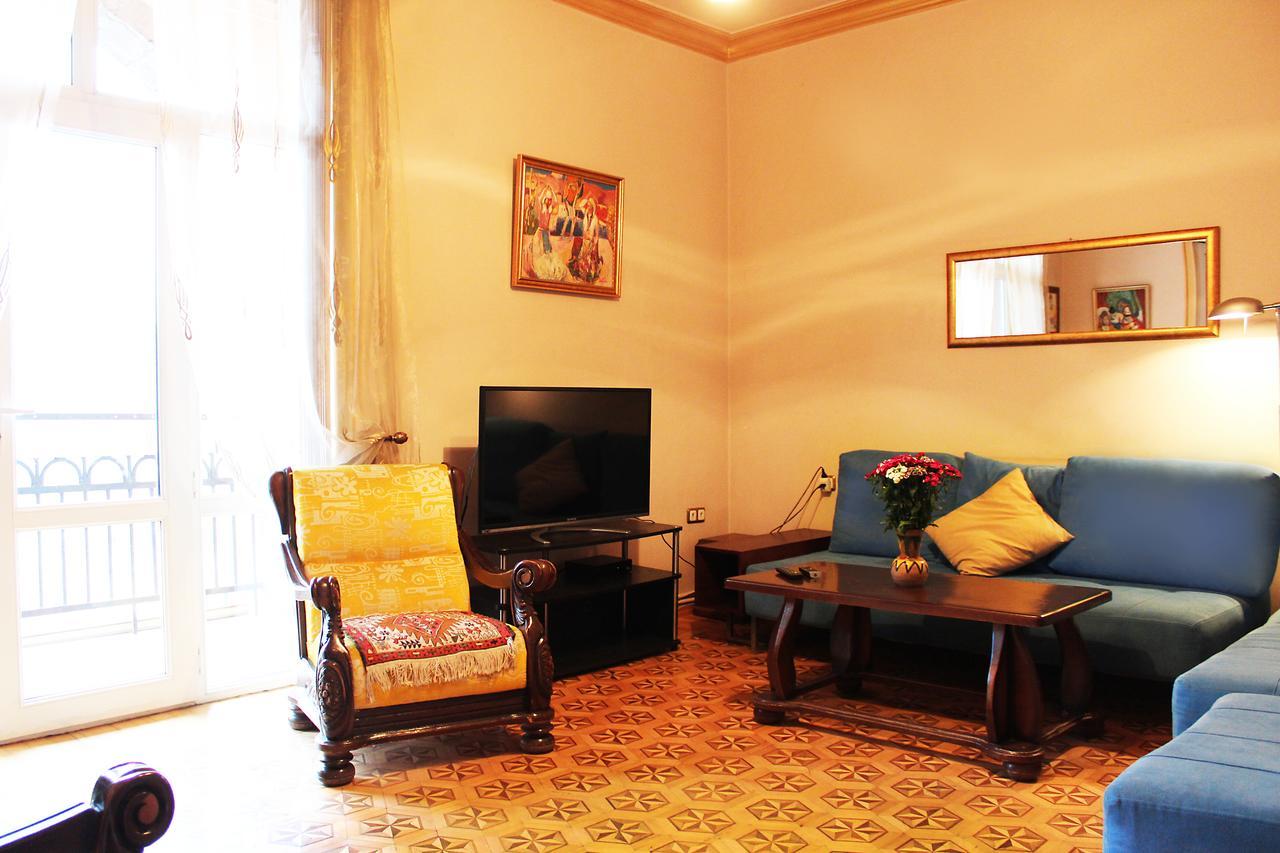 Vivid 2 Bedroom Apt. Erivan Exterior foto